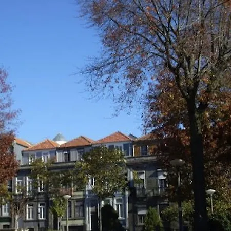 Apartment With Private Garden *