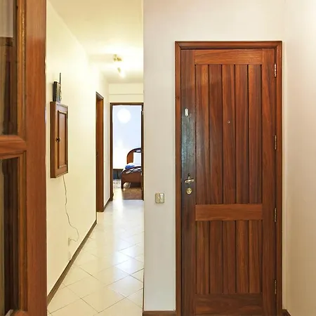 Apartment With Private Garden *