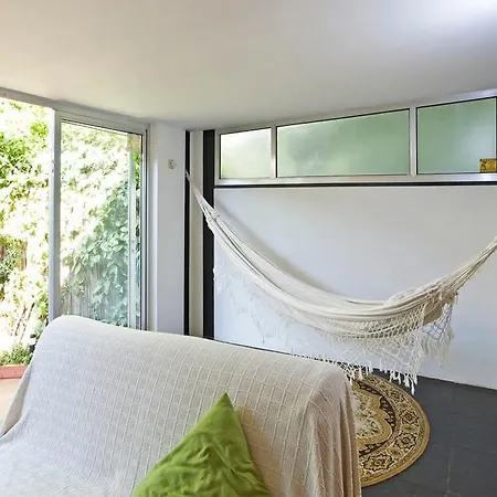 Apartment With Private Garden * Porto